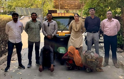 Ahmedabad LCB nabs 3-member gang that stole valuables from auto passengers
