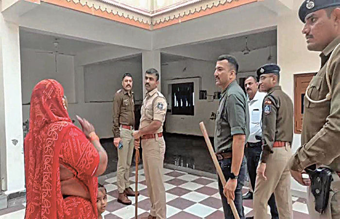 જામવાડી વિસ્તારમાં ખનીજ માફિયાઓના બંગલાઓમાંથી વીજ ચોરી પકડાઈ