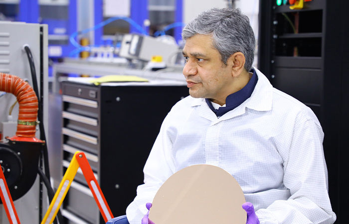 IT Minister commissions ‘India Validation Centre’ for resiliency in chip making