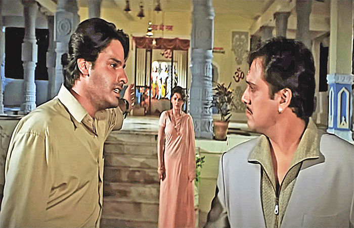 નસીબ મેં જો નહીં થા, વો હમ કો મિલા નહીં                           .