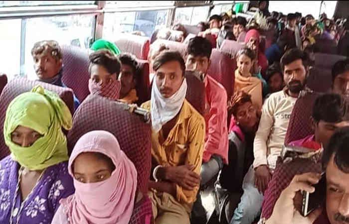 જૂનાગઢમાં મજૂરી કામ કરતા ૭૦ શ્રમિકો વતન છોટા ઉદેપુર જવા રવાના