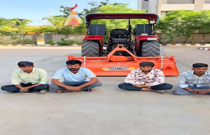 જામજોધપુર ટાઉનમાં થયેલી રૂ.1,37,000 ની કિંમતના રોટાવેટરની ચોરીનો ભેદ ઉકેલાયો : ચાર આરોપીની ધરપકડ