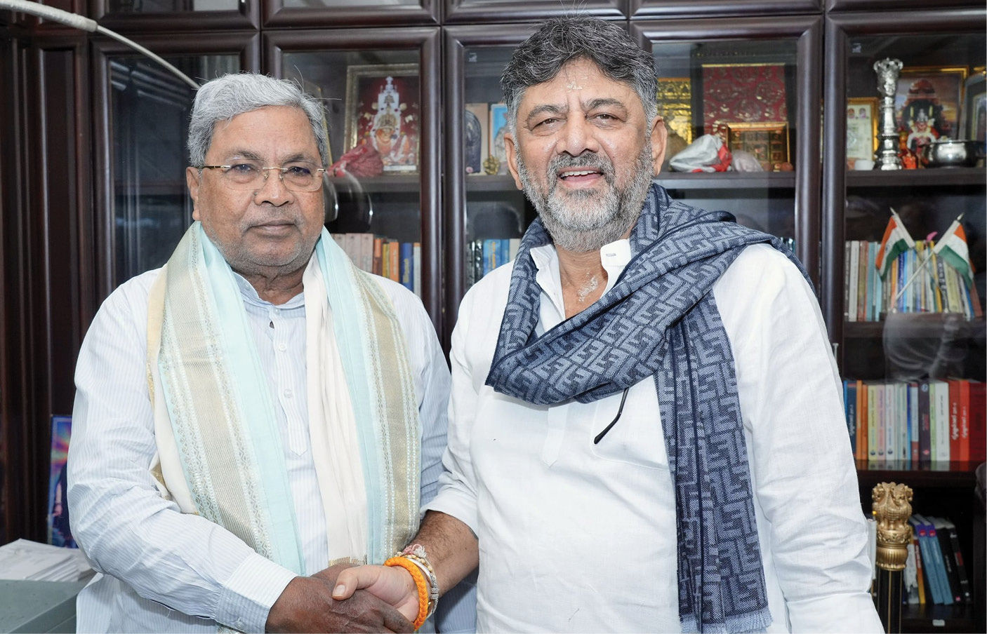 સિદ્ધારમૈયા રાજીનામું આપવા તૈયાર? કહ્યું- શિવકુમાર મારા ભાઈ જેવા, મોવડી મંડળ ઇચ્છે તો CM બનશે