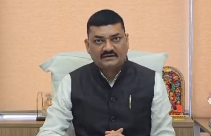 Ex-PA accuses Botad AAP MLA of unpaid election bills, threatening him, family