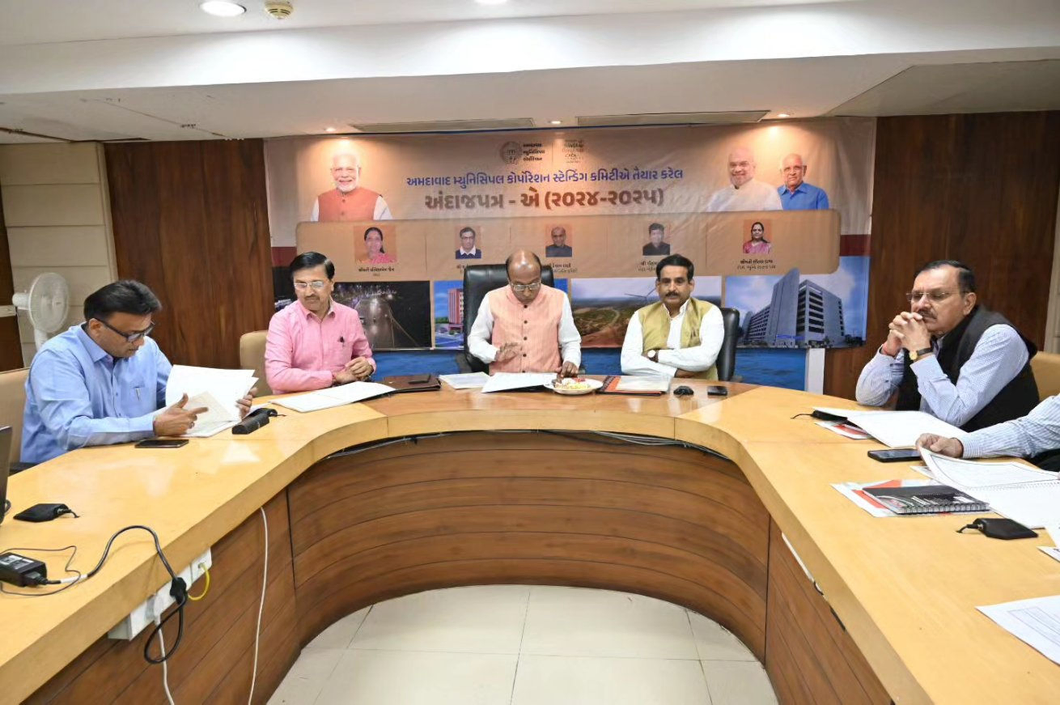 AMC standing committee rolls out ₹12,262.83 cr budget for 2024-25