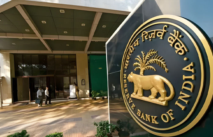 મિડલ ક્લાસને સરપ્રાઇઝ આપશે RBI? વ્યાજદર મુદ્દે ત્રણ દિવસીય બેઠક શરુ