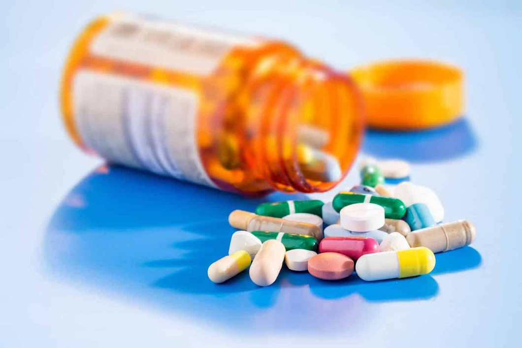 Indian-origin doc suspended for inappropriate prescription in Singapore