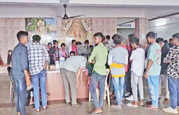 માતરની જ્ઞાનશક્તિ રેસિડેન્શિયલ સ્કૂલમાં 60થી વધુ વિદ્યાર્થિનીને ફૂડ પોઈઝનિંગ
