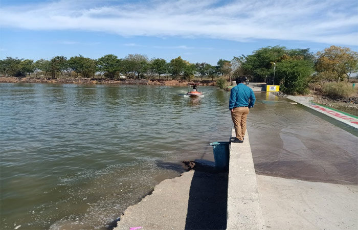 રાજયમાં સૌપ્રથમ ઉગામેડીના નવનિર્મિત અમૃત સરોવરનું વડાપ્રધાન સમક્ષ નિદર્શન કરાયુ