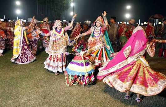 અમદાવાદ: મેગા નવરાત્રી ઇવેન્ટમાં સ્પોન્સરશિપના બહાને રૂ. 4.75 કરોડની છેતરપિંડી, સરખેજ પોલીસમાં ફરિયાદ