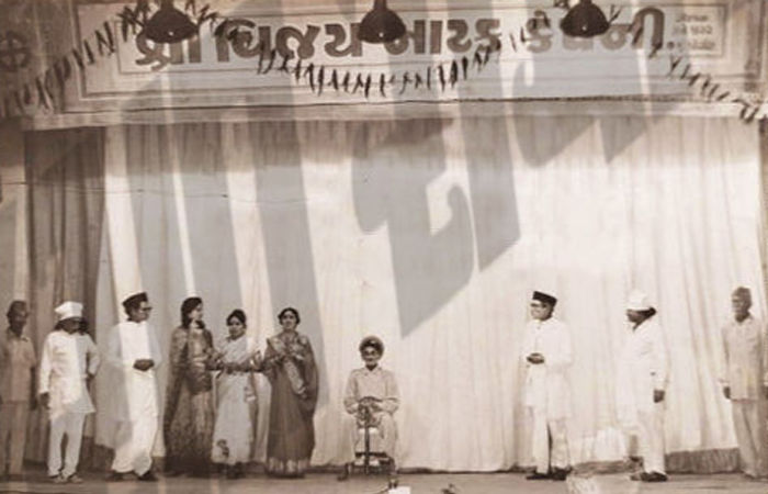 50 વર્ષ અગાઉ અમદાવાદમાં શ્રાવણના જાગરણમાં જૂની રંગભૂમિના ડબલ રોલના નાટકો આખી રાત ધૂમ મચાવતા