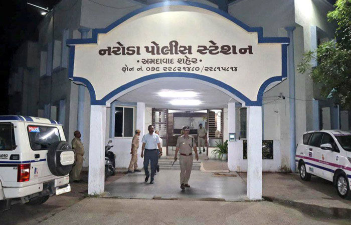 અમદાવાદ: નરોડામાં મહિલાને શખ્સે લગ્નની લાલચ આપી દુષ્કર્મ આચર્યું, રોકાણના બહાને 18 લાખ પડાવ્યા, પીડિતાએ કરી ફરિયાદ