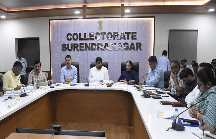 સુરેન્દ્રનગરમાં જિલ્લા ફરિયાદ અને સંકલન સમિતિની બેઠક મળી