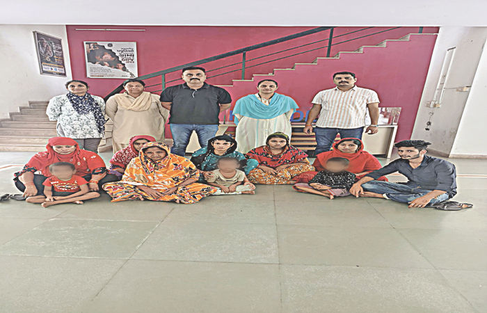બાકરોલ-ધોળકા માર્ગ પરથી દસ બાંગ્લાદેશી નાગરિક ઝડપાયા