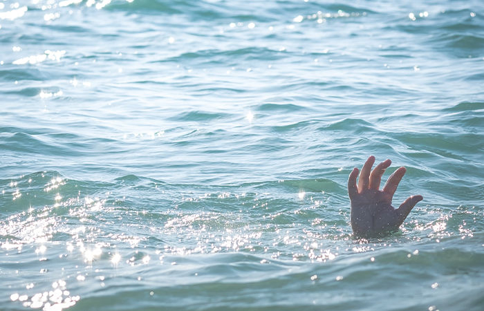Surat mill worker jumps into river with toddler daughter in Odisha