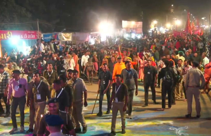 જૂનાગઢમાં સાધુ-સંતોની શાહી રવેડીનો પ્રારંભ, ભવનાથના મૃગીકુંડમાં શાહી સ્નાન, શ્રદ્ધાળુઓ આસ્થાભેર ઉમટ્યાં