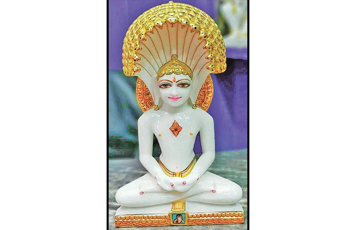 જીવન = જીવતા રહીએ, વહેતા રહીએ, નમતા રહીએ...