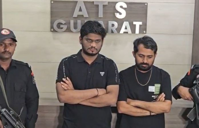ગુજરાત ATSનો મુંબઈમાં સપાટો! 22 કિલો એટોમિડેટ સાથે 2 આરોપી ઝડપાયા, ઈન્ટરનેશનલ ડ્રગ નેટવર્કનો ભંડાફોડ
