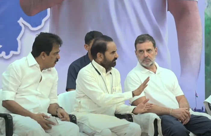 Some senior leaders not even capable of winning a booth: Rahul Gandhi in Gujarat