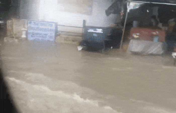 VIDEO : દેશના 6 રાજ્યોમાં વરસાદી કહેર... અનેક ગામો જળમગ્ન, યુપી-રાજસ્થાનમાં પૂરનો ખતરો