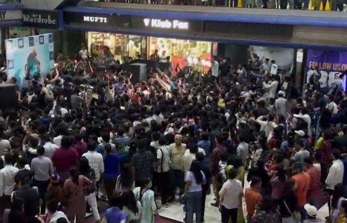 રાજકોટમાં મંજૂરી વિના 'લાલો' ફિલ્મના પ્રમોશનમાં અફરાતફરી, માંડ બચ્યો બાળકીનો જીવ, મેનેજર સામે ફરિયાદ