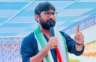 Congress workers turn against Jignesh Mevani in Patan, party office locked amid protest