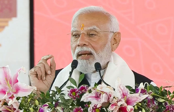 PM Modi unveils projects in Varanasi, addresses BHU