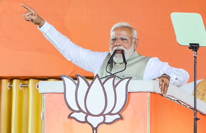 નરેન્દ્ર મોદી સૌથી લાંબો સમય સરકાર ચલાવનારા નેતા બન્યા, 8931 દિવસ પૂર્ણ કર્યા, પવન ચામલિંગને પણ પાછળ છોડ્યા