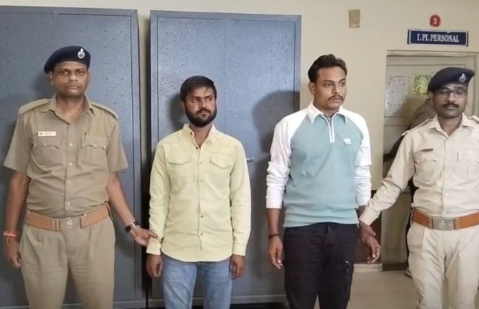અમદાવાદના નવા વાડજમાં પાન પાર્લર પર સોડાની ખાલી બોટલો વડે હુમલો, હત્યાના આરોપી સહિત 4ની ધરપકડ!