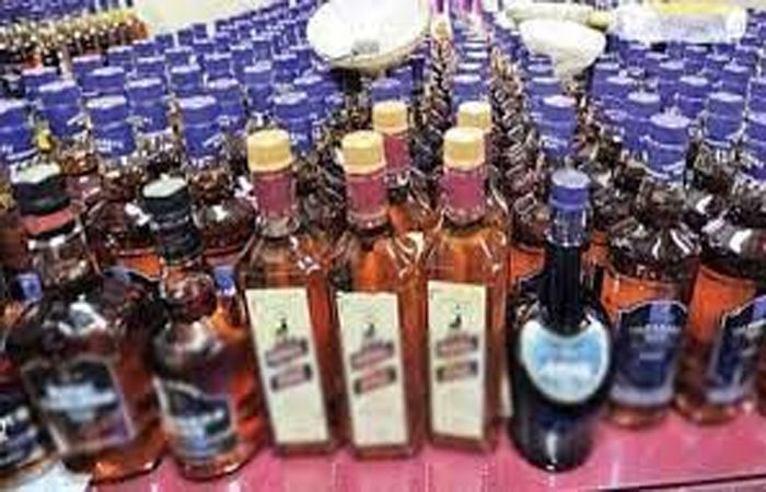 શિવાજી સર્કલ નજીકથી વિદેશી દારૂનો જથ્થો ઝડપાયો