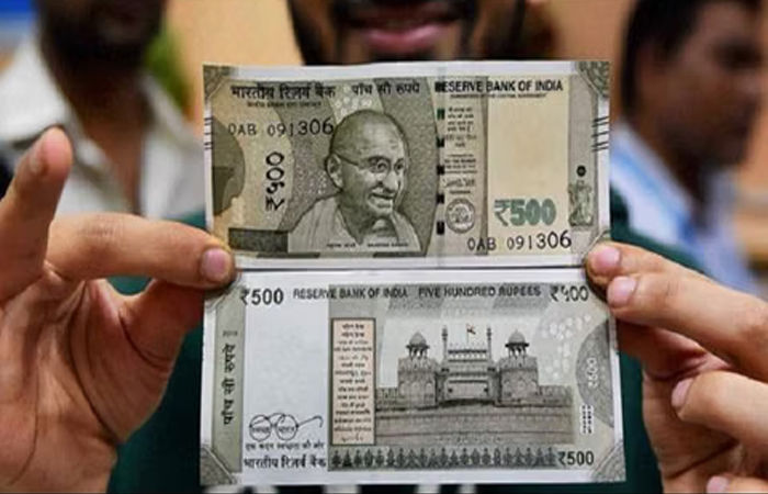 વલસાડના ગ્રાહકમાં બેંક ખાતામાં વડોદરામાં 500ની 20 ડુપ્લીકેટ નોટો જમા કરાવી અજાણ્યો શખ્સ ફરાર