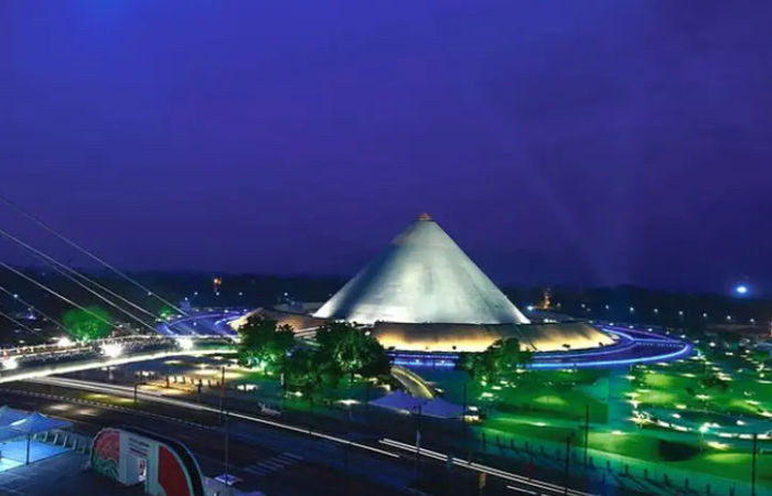 Is Mahatma Mandir a white elephant? Over ₹2 cr rent outstanding, says Gujarat govt