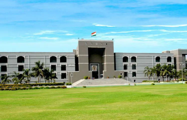 Gujarat HC quashes rejection of firearm licence renewal over age in Banaskantha