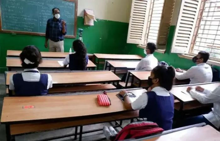 Despite claims of ‘smart’ school push, Gujarat ranks 14th in public school count