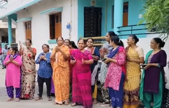શહેરમાં અનેક વિસ્તારોમાં પ્રાથમિક સુવિધા મુદ્દે લોકો પરેશાન