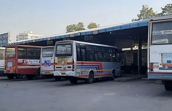 ગુજરાત એસટી નિગમમાં કંડકટર અને ડ્રાઇવરની 8917 જગ્યાઓ માટે ભરતીની જાહેરાત, 6 જૂનથી ભરાશે ફોર્મ