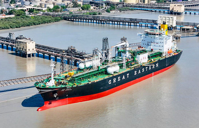 હોર્મુઝ સ્ટ્રેટ ખુલશે, ઈરાનને મળશે 25 અબજ ડોલર: જાણો કેવી હશે US-ઈરાન પીસ ડીલ