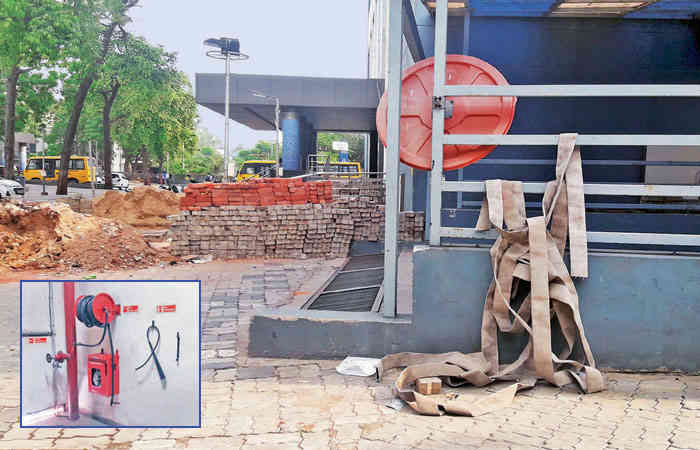 શહેરમાં 2100 મોટી હોસ્પિટલ ફાયર NOC માત્ર 91 પાસે જ
