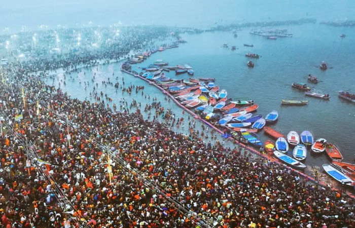 મહાકુંભ ન જઈ શકતા હોવ તો આ મંત્રો સાથે કરો સ્નાન, ઘર બની જશે પ્રયાગરાજ!