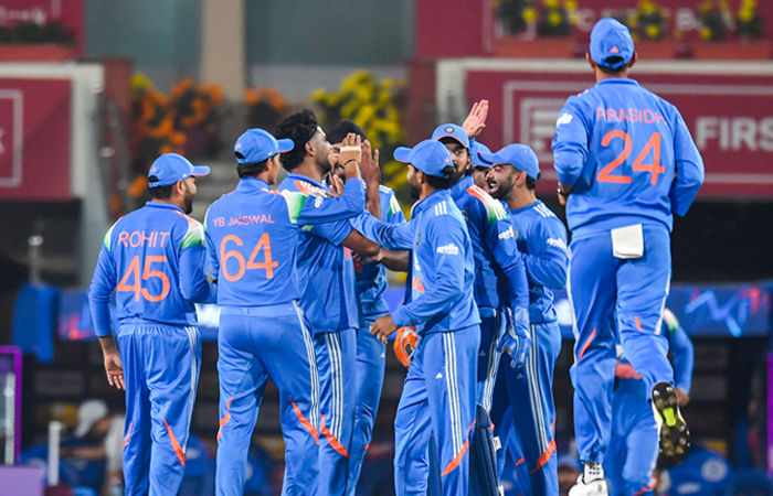 IND vs SA : છેલ્લી ઓવરમાં ભારતે 17 રનથી મેચ જીતી, પહેલી વનડેમાં સાઉથ આફ્રિકાની ટીમ 332 રનમાં સમેટાઇ