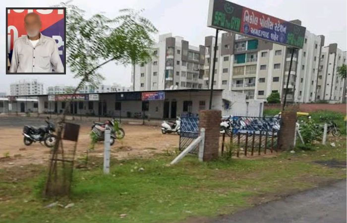 અમદાવાદમાં માનવતા લજવાઈ: માસૂમ સાથે અડપલાં કરનાર વૃદ્ધ ઝડપાયો, માતાએ Live CCTVમાં કરતૂત જોઈ દીકરીને ઉગારી