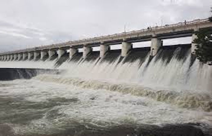 છલોછલ પાણીથી હિલોળા લેતા શેત્રુંજી જળાશયના દરવાજા 62 કલાકે બંધ થયા