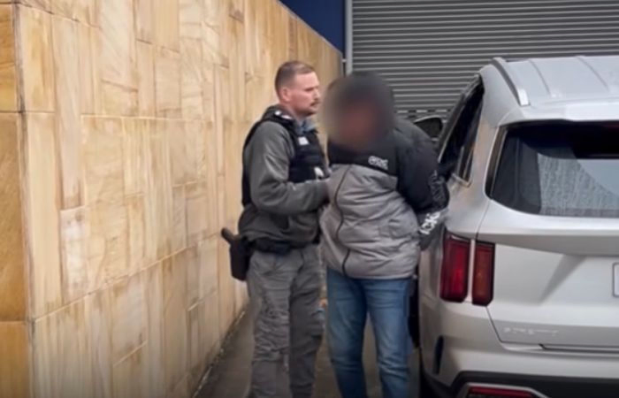 Melbourne Police arrest 19, mostly Indians, for stealing over $10m worth of medicines, baby formula, toiletries