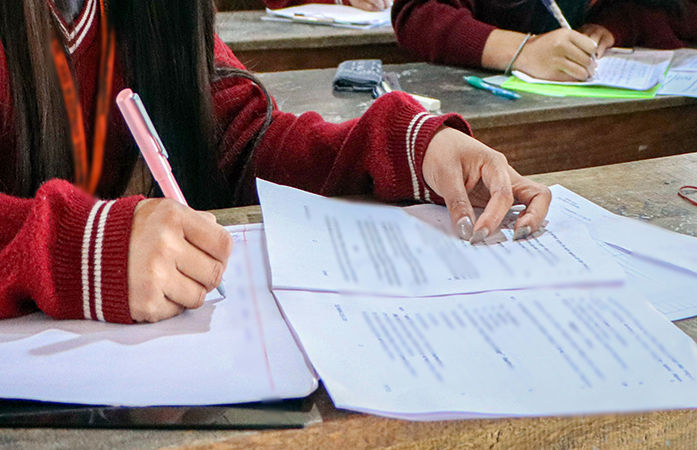 CBSEનો નવો પ્લાન! હવે શાળામાં જ NEET, IIT જેવી પરીક્ષાઓની થશે તૈયારી