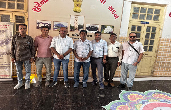 એસએમસીમાં ડી-4 કેટેગરી સમયે રજૂ થયેલા પ્રકરણો જુની ફી લઇ મંજૂર કરો