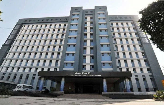Patient’s family attacks doctor at Ahmedabad’s LG hospital