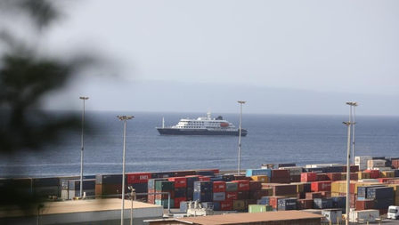 Hantavirus-hit ship Hondius plans Canary Islands arrival amid evacuations