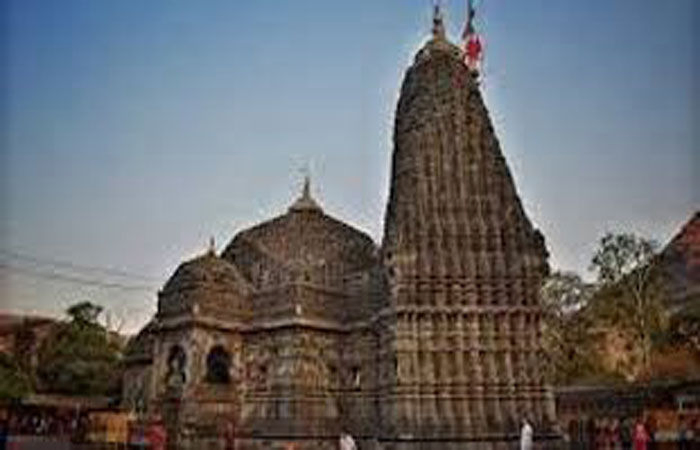 ત્ર્યંબકેશ્વરમાં વિરામ દર્શનમાં ટ્રસ્ટને 1 જ દિવસમાં 21 લાખની આવક