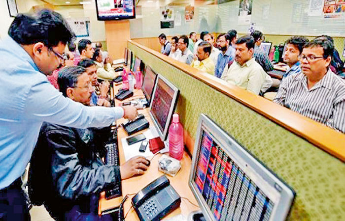 BSE, MCX અને બ્રોકિંગ કંપનીઓના શેરોમાં 12 ટકા  સુધી કડાકો બોલાયો