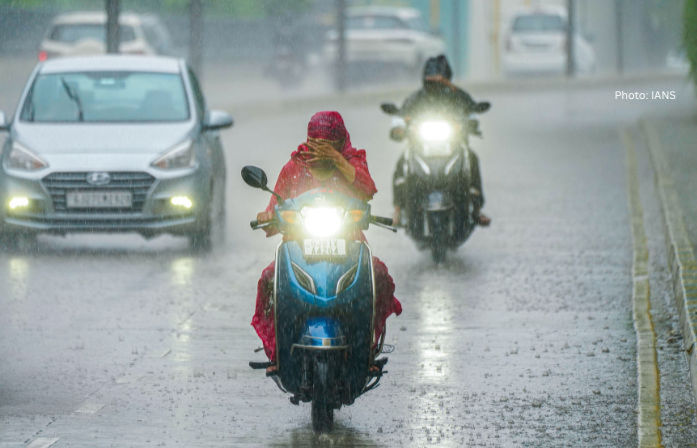 Monsoon advances across Gujarat, IMD forecasts expansion over East India in next 2-3 days